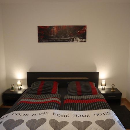 Apartament Ferienwohung Am Traumpfad Boos Zewnętrze zdjęcie